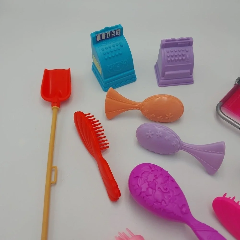 Lot‎ Of Barbie Doll Hair Brushes & Accessories Beach Chair Farmer Cash Register